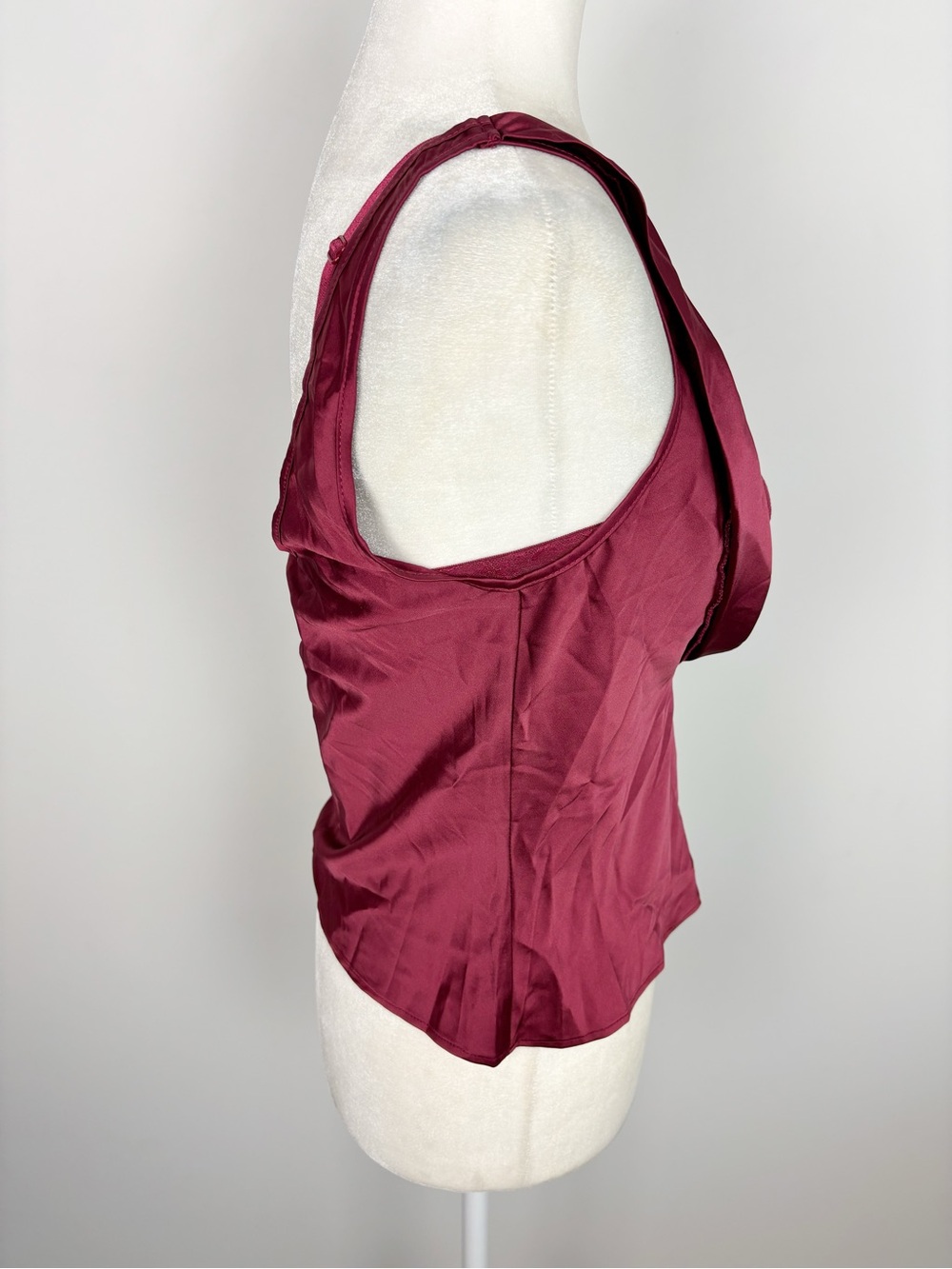 LIONESS Delilah Top in Burgundy Size M - Picture 7 of 13